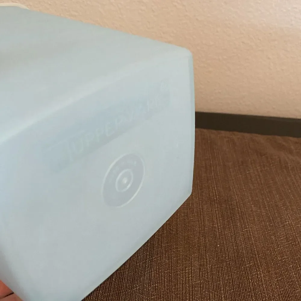 Vintage Tupperware  Square Blue‎ Freezer Storage Container #1311 #310 6 x 5 x 4